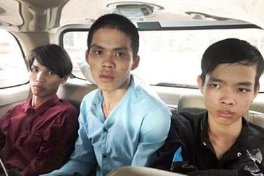 Băng “cú vọ” dùng mã tấu cướp tài sản người đi đường đêm khuya sa lưới