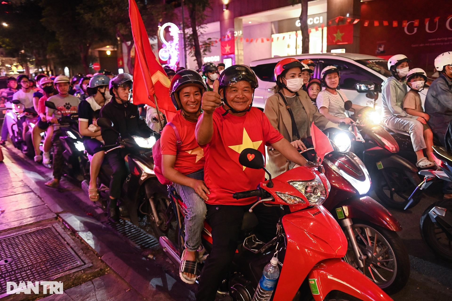 Cựu chiến binh giải phóng miền Nam: Bồi hồi, thức trắng đêm chờ diễu binh - 15 Cựu chiến binh giải phóng miền Nam: Bồi hồi, thức trắng đêm chờ diễu binh - 15