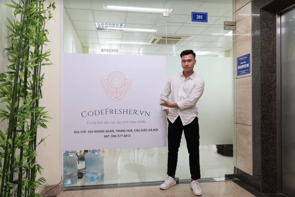 Muốn lương tháng lên đến con số nghìn đô thì đừng bỏ qua ngành học đang hot hit này! - 2 Muốn lương tháng lên đến con số nghìn đô thì đừng bỏ qua ngành học đang hot hit này! - 2