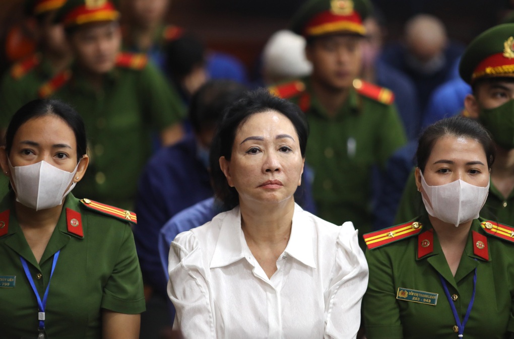 Bà Trương Mỹ Lan phủ nhận nắm quyền ở SCB, lãnh đạo ngân hàng xác nhận có - 1