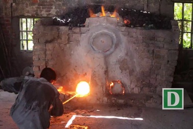 Chuyện chưa kể về “cha đẻ” cốc bia hơi huyền thoại ở Hà Nội