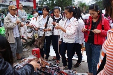 “Chợ trời” giá bình dân tại Huế