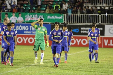 Lứa U19 của bầu Đức đang phát triển lệch hướng?