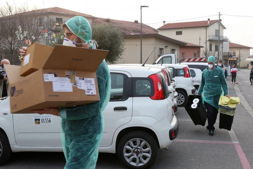 Cách thị trấn Italia “xóa sổ” Covid-19 dù nằm giữa tâm dịch - 3 Cách thị trấn Italia “xóa sổ” Covid-19 dù nằm giữa tâm dịch - 3