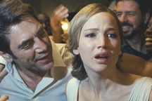 Bộ phim 18+ “tệ nhất năm” là bộ phim… đáng nhớ nhất