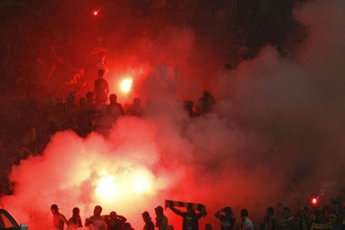 Bộ trưởng Thể Thao Malaysia khuyên CĐV cư xử hòa bình