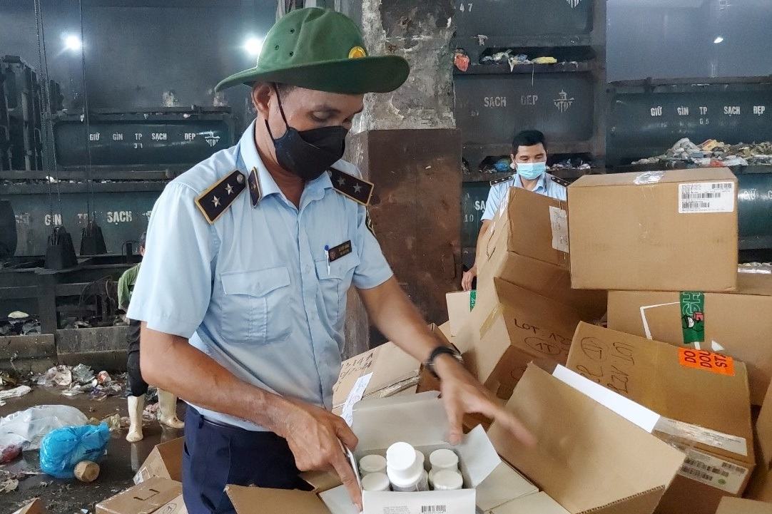 TPHCM: Yêu cầu không quảng cáo mỹ phẩm điều chỉnh sinh lý cơ thể như thuốc - 1