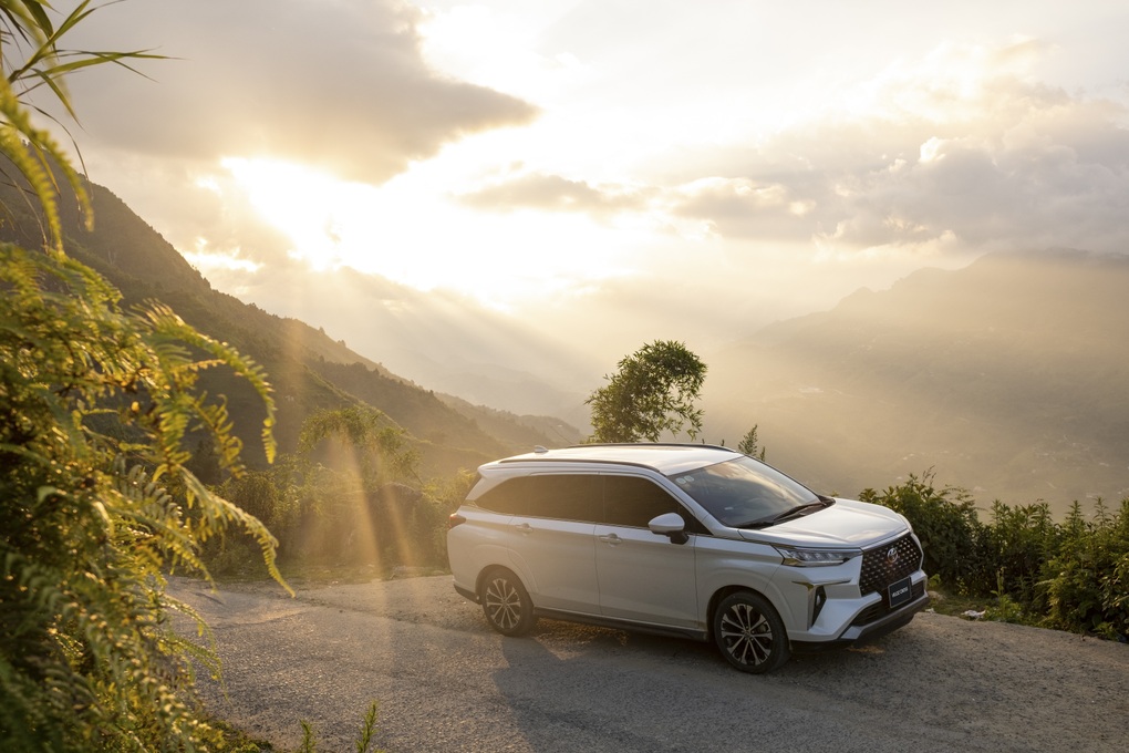 Gia tăng lợi thế, liệu Toyota Veloz Cross còn bứt phá hơn nữa? - 3 Gia tăng lợi thế, liệu Toyota Veloz Cross còn bứt phá hơn nữa? - 3