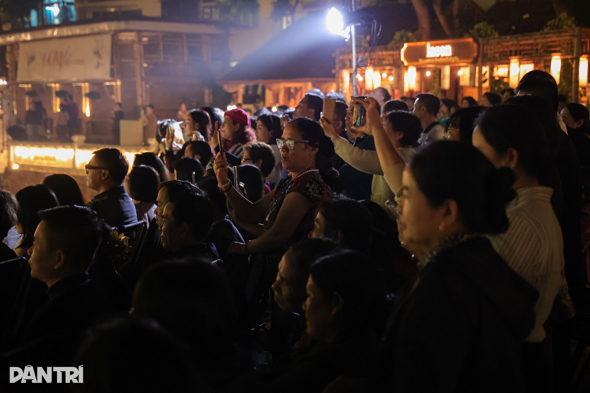 Khi âm thanh đại ngàn ngân vang giữa lòng Thủ đô - 10 Khi âm thanh đại ngàn ngân vang giữa lòng Thủ đô - 10