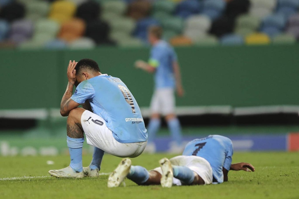 “Kép phụ” Dembele tỏa sáng giúp Lyon hạ gục Man City - 3 “Kép phụ” Dembele tỏa sáng giúp Lyon hạ gục Man City - 3