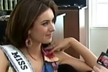 Natalie Glebova xinh đẹp trả lời phỏng vấn