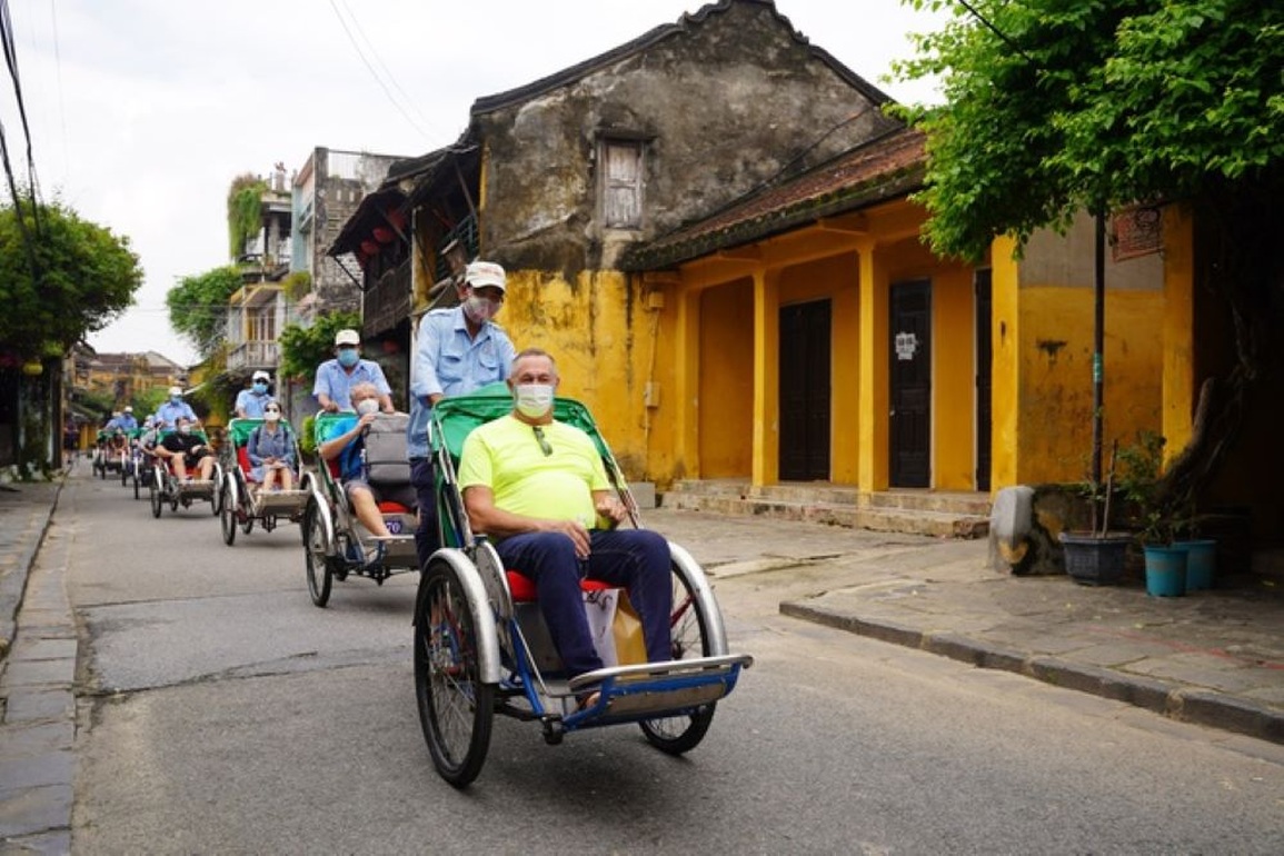 Khi nông dân Hội An học tiếng bồi để làm du lịch - 4 Khi nông dân Hội An học tiếng bồi để làm du lịch - 4
