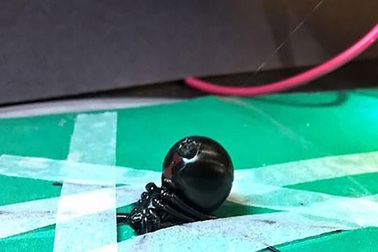 Sắp có vật liệu siêu bền nhờ tơ loài nhện tàn độc nhất thế giới?