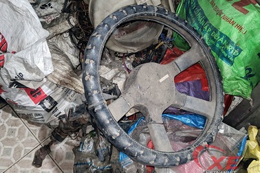 Bỏ quên ô tô 13 năm rồi bắt đền: Chiếc xe còn lại gì?