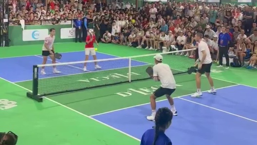 Pha bóng đẳng cấp của Quang Dương khiến Phúc Huỳnh bất ngờ