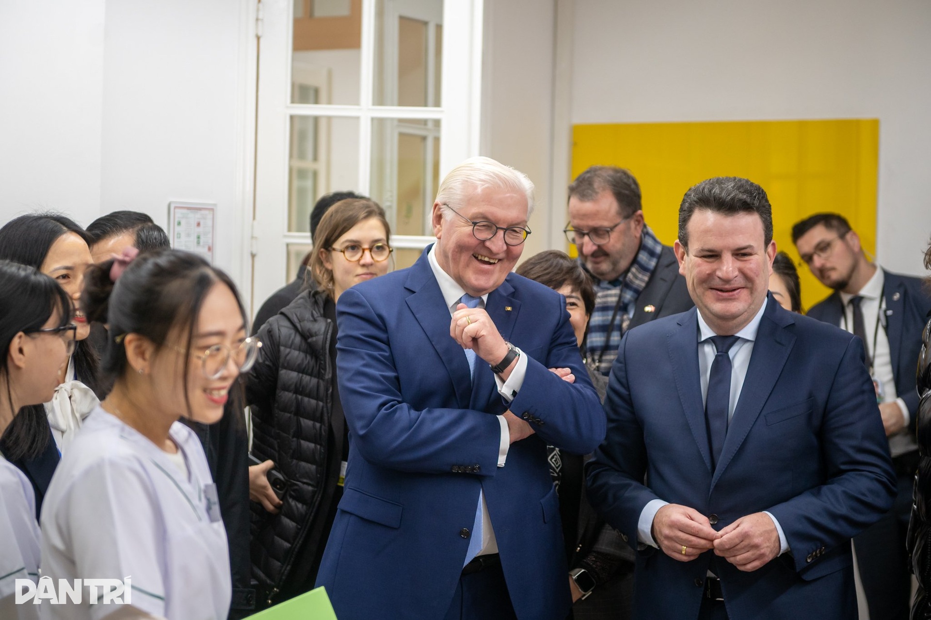 Tổng thống Đức thăm Văn Miếu, dạo phố cổ - 12 Tổng thống Đức thăm Văn Miếu, dạo phố cổ - 12