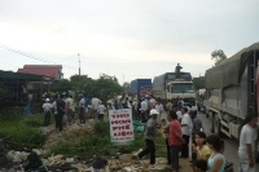 Hà Tĩnh: Vây bắt đối tượng liều lĩnh dùng kiếm chặn xe khách