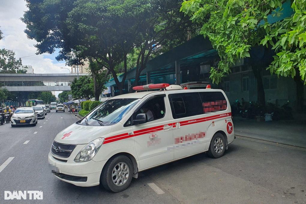 Nguyên Giám đốc Sở Y tế TPHCM nêu cách xóa nạn chặt chém tiền xe cấp cứu - 3 Nguyên Giám đốc Sở Y tế TPHCM nêu cách xóa nạn chặt chém tiền xe cấp cứu - 3