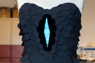 Sản xuất loại vải đen nhất thế giới, hấp thụ 99,87% ánh sáng