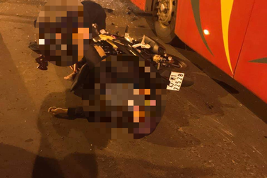 Hai công an nghĩa vụ thương vong vì va chạm với xe khách