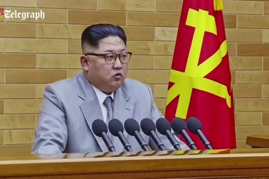 Ông Kim Jong-un cảnh báo nút bấm hạt nhân dịp năm mới