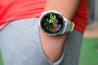 Đánh giá Garmin Forerunner 970: Đắt có xắt ra miếng? - 1