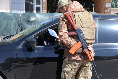 Chiến sự khốc liệt, Ukraine chật vật tuyển thêm quân