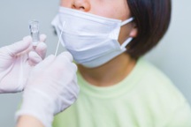 Chuyên gia chỉ cách chăm sóc trẻ nhỏ mắc Covid-19