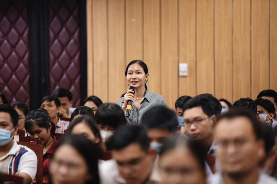 Có nhiều lợi thế, vì sao CEO Việt vẫn thua trên sân nhà? - 1 Có nhiều lợi thế, vì sao CEO Việt vẫn thua trên sân nhà? - 1