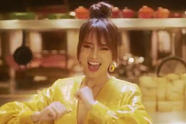 MV "Gái già muốn lấy chồng" - Ninh Dương Lan Ngọc