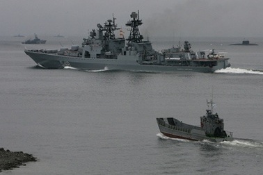Tàu chiến Nga tập bắn trên Biển Đông