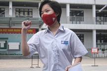 Hà Nội sẽ xử lý nghiêm hiện tượng vận động học sinh không thi lớp 10