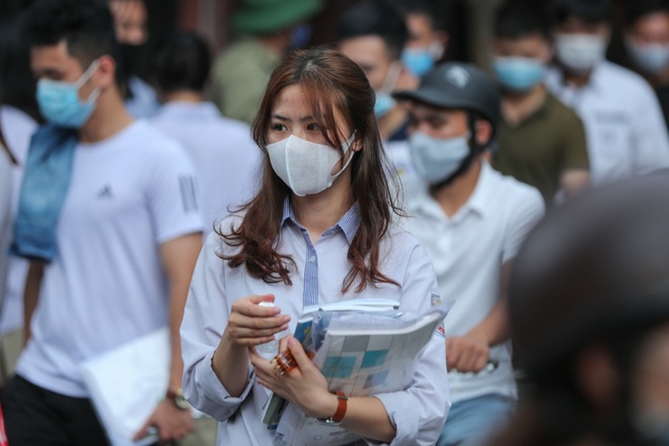 Hà Nội: Học sinh và giáo viên không ra khỏi nhà khi không cần thiết - 1 Hà Nội: Học sinh và giáo viên không ra khỏi nhà khi không cần thiết - 1