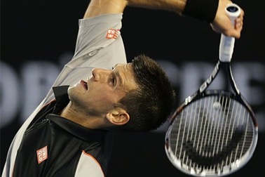 Novak Djokovic tranh vé đi tiếp với Leonardo Mayer