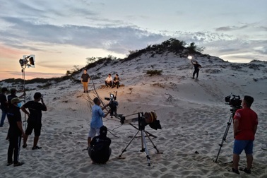 Đạo diễn Dũng Nghệ: "Sau dịch nhiều diễn viên ngại đến phim trường"