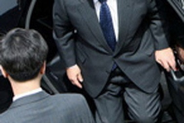 Chủ tịch Hyundai Motor ra hầu toà 