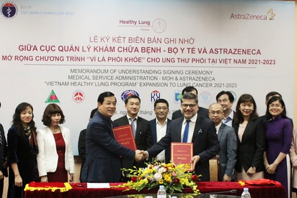 Thiếp lập Trung tâm thực hành lâm sàng đạt chuẩn điều trị ung thư phổi - 1