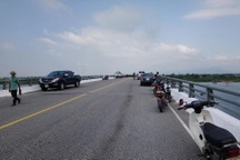 Bỏ xe máy trên cầu, nam thanh niên nhảy xuống sông tự vẫn