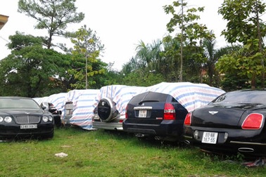 Gian lận từ xe ngoại giao