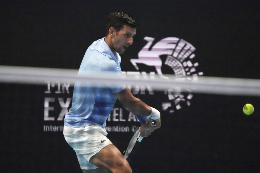 Djokovic và Medvedev tiến vào tứ kết Astana Open 2022 - 1 Djokovic và Medvedev tiến vào tứ kết Astana Open 2022 - 1