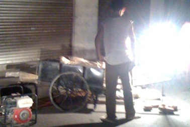 Hai vụ nổ lớn vì đào cống trúng dây điện