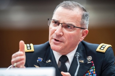 Mỹ cân nhắc viện trợ thêm vũ khí sát thương cho Ukraine