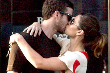 Justin Timberlake và Jessica Biel đã đính hôn