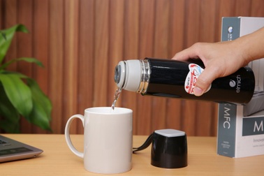 Bình giữ nhiệt Elmich – ‘Trợ thủ’ nhắc bạn uống đủ nước ấm phòng corona
