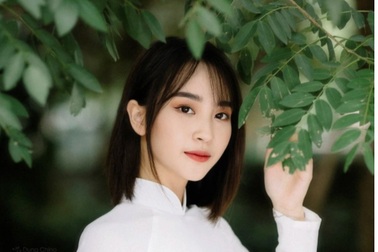 Gặp nữ sinh "tài sắc vẹn toàn" của trường ĐH Kinh tế quốc dân