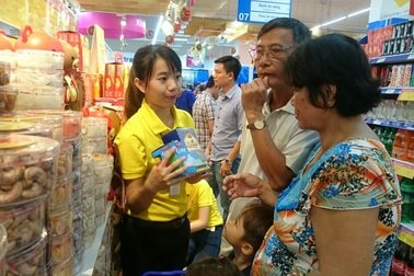 Co.opmart Châu Đốc giảm giá mạnh các sản phẩm Tết