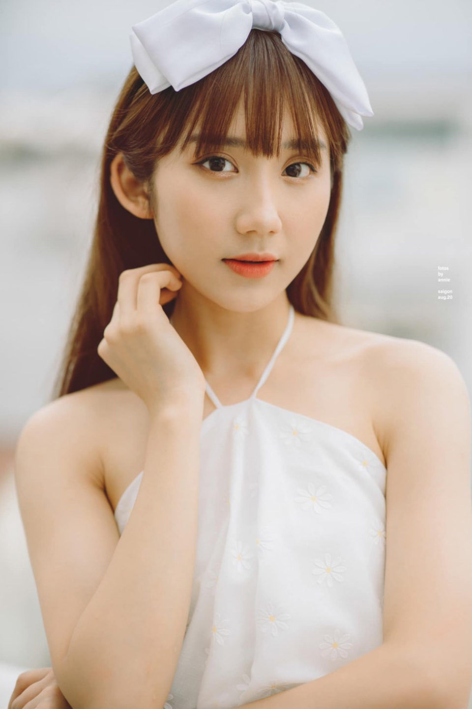 Nữ streamer sở hữu gương mặt đẹp hút hồn đốn tim người hâm mộ - 11 Nữ streamer sở hữu gương mặt đẹp hút hồn đốn tim người hâm mộ - 11