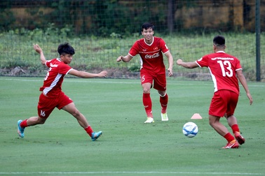 Thanh Trung, Quốc Chí không ngại cạnh tranh với đàn em U23 Việt Nam