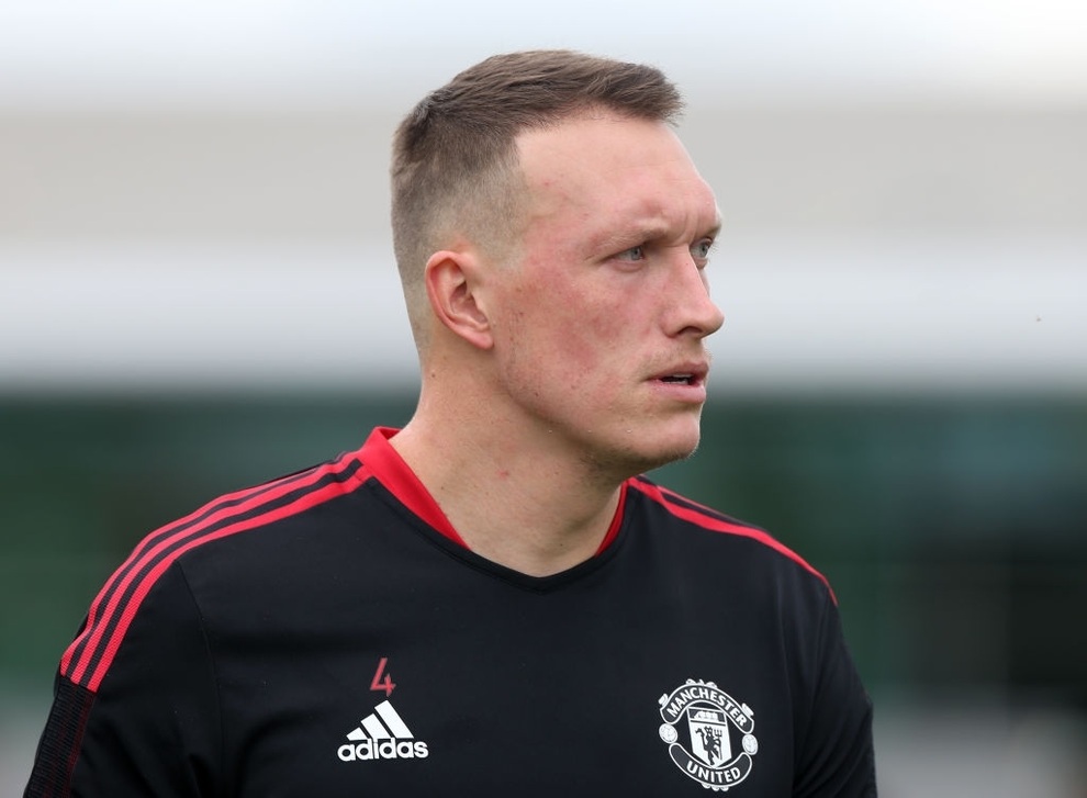 Hậu vệ Phil Jones của Man Utd: Tôi như đã ở dưới địa ngục - 1 Hậu vệ Phil Jones của Man Utd: Tôi như đã ở dưới địa ngục - 1