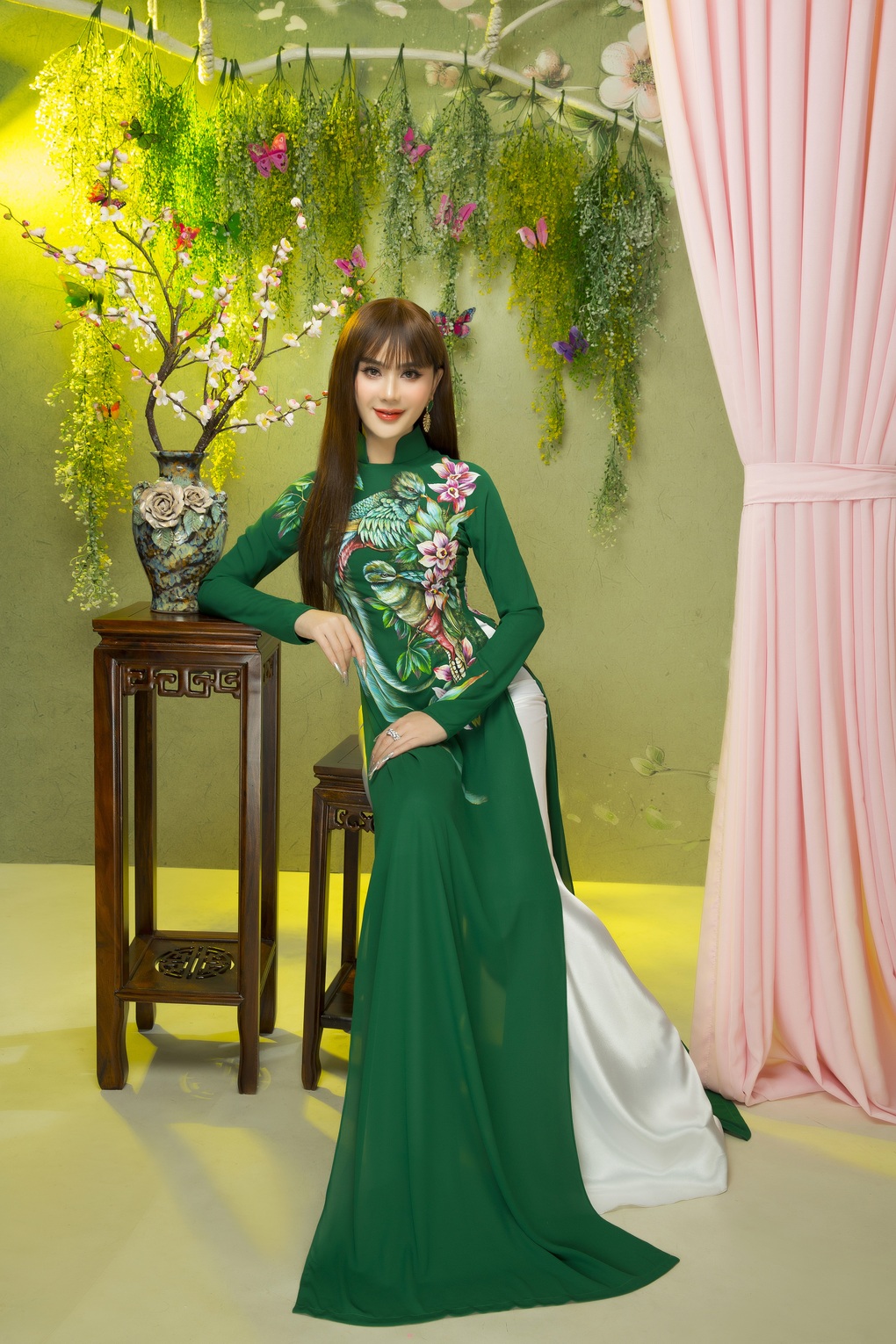 Lâm Khánh Chi nói gì khi bị chê hoang phí vì bỏ 2 tỷ đồng làm đẹp? - 6 Lâm Khánh Chi nói gì khi bị chê hoang phí vì bỏ 2 tỷ đồng làm đẹp? - 6